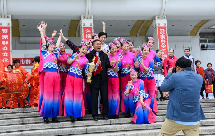 電視劇《溫暖的村莊》完美收官！